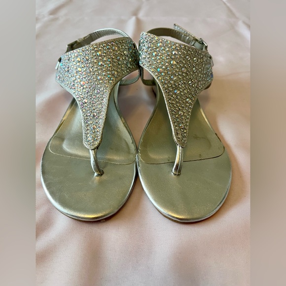 Womens silver low wedge dress sandals size 7.5 - Picture 6 of 7